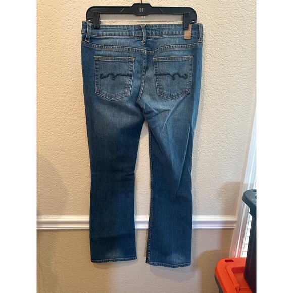 ⭐️ American Rag Bootcut Jeans. Size 5 Short - Picture 2 of 3